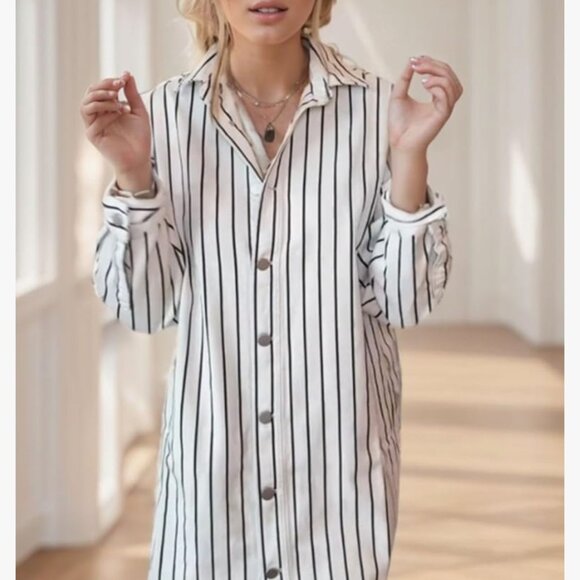 Oversized Striped Summer Tunic Dress - Picture 6 of 8
